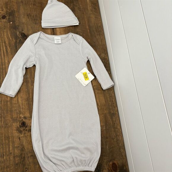 Touched by Nature Unisex Baby Gown & Hat Set Gray Stripe 0-6 Months‎ - Picture 1 of 3